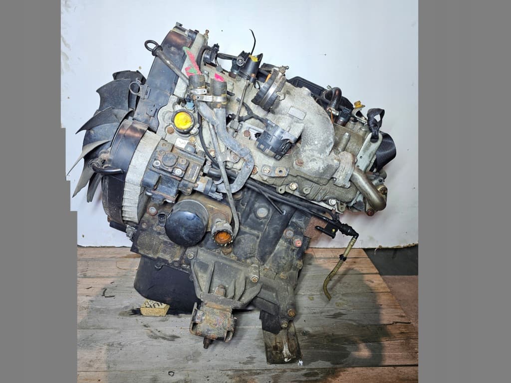 Moteur F1AE0481G — vue 3