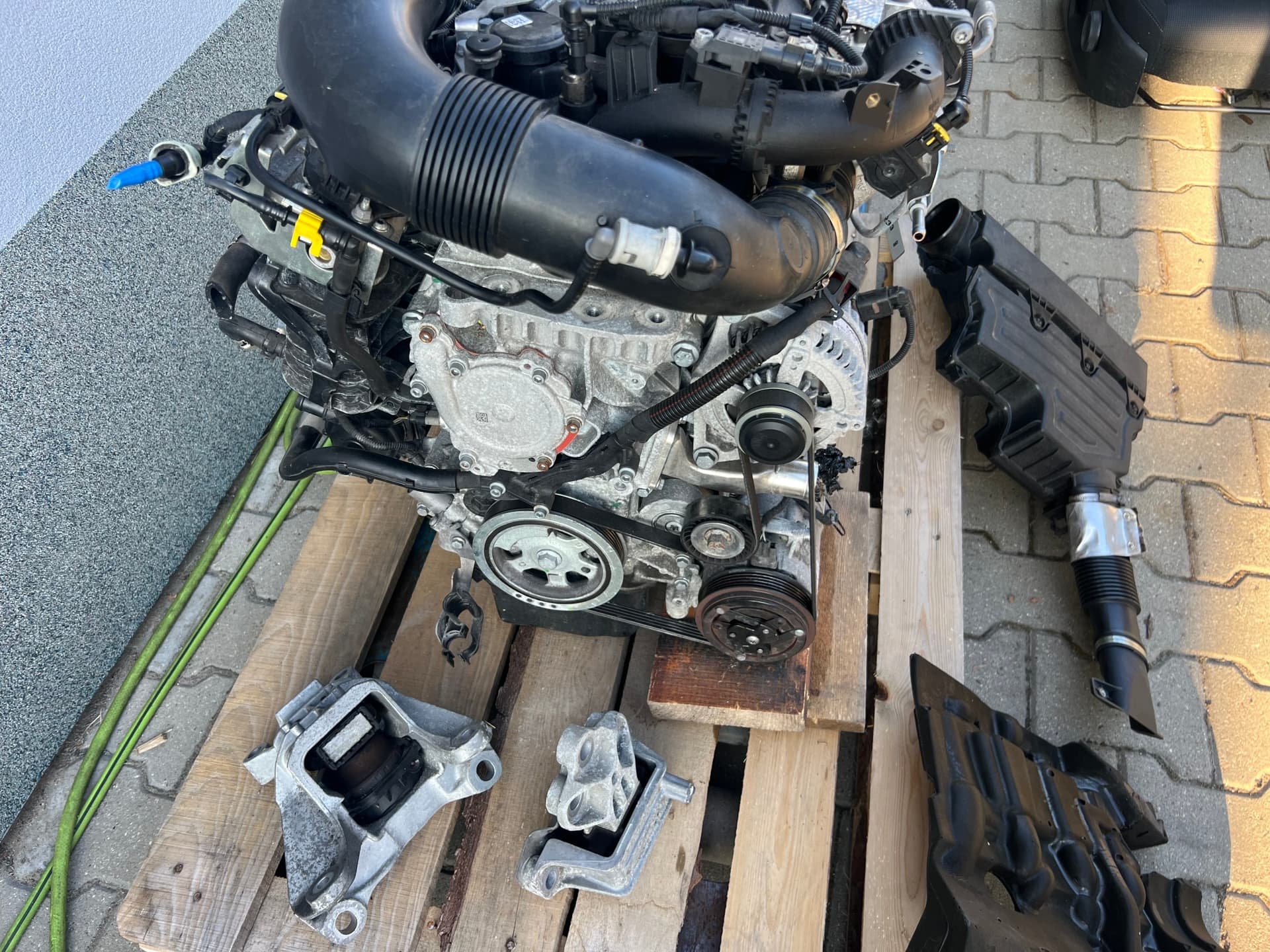Moteur 552 63 842 — vue 3