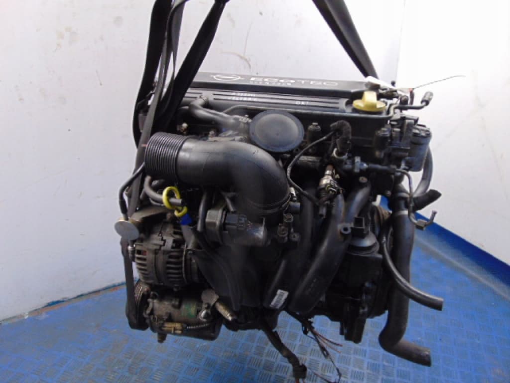Moteur Z 22 YH — vue 3