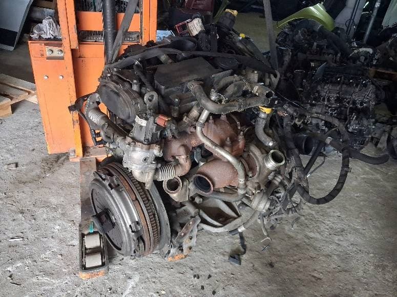 Moteur F1AGL411H — vue 6