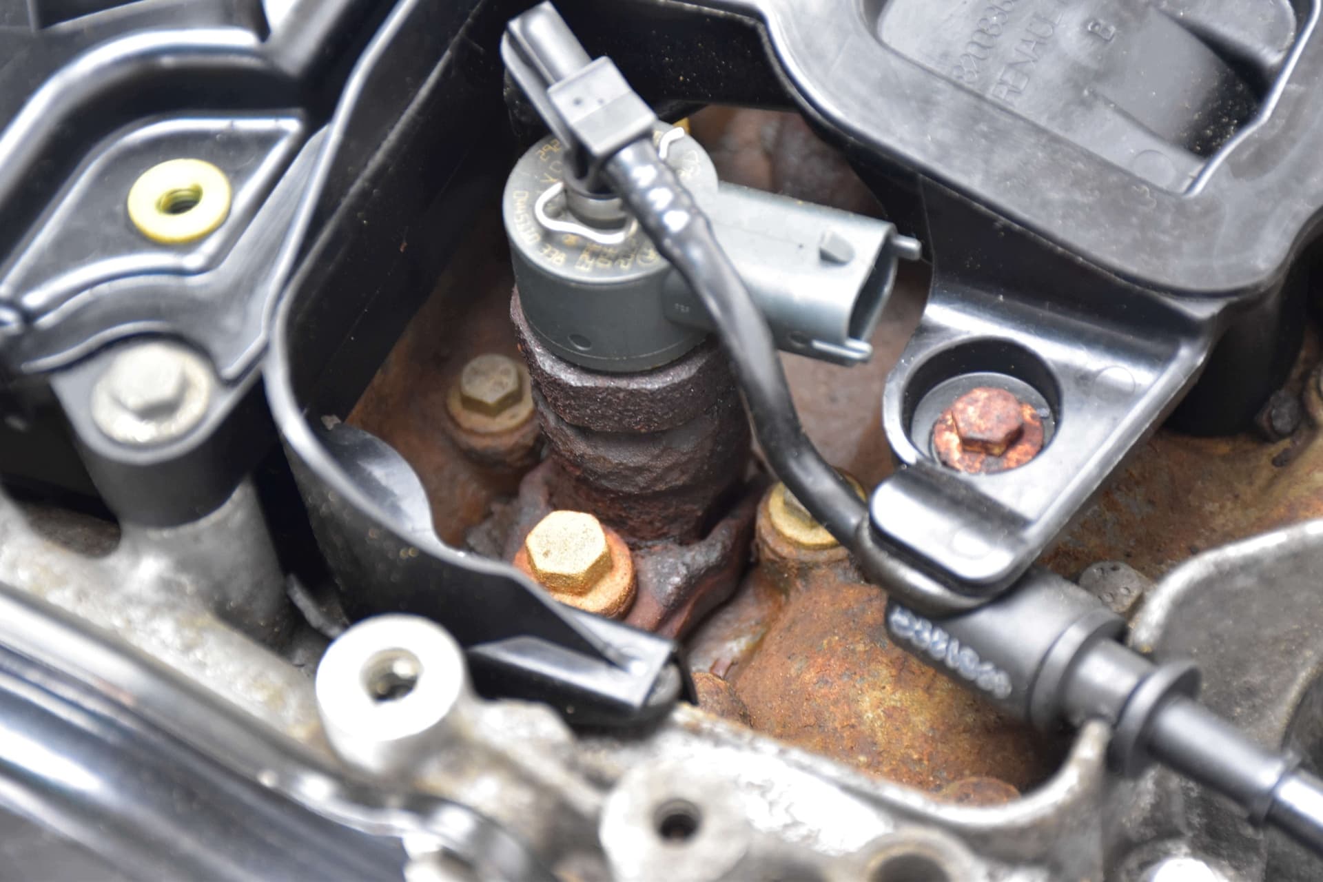 Moteur M9R 786 — vue 10