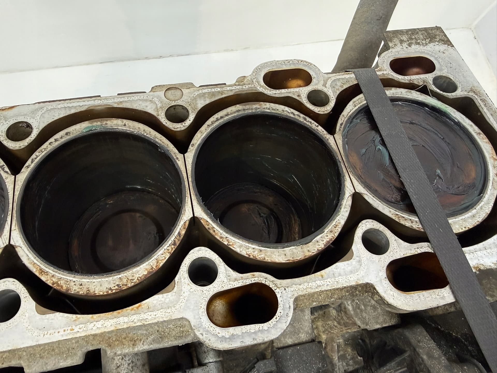 Moteur B 5244 S5 — vue 3