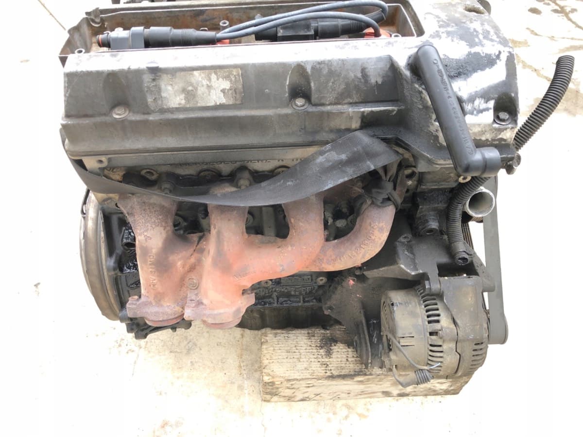 Moteur M 111.950 — vue 3