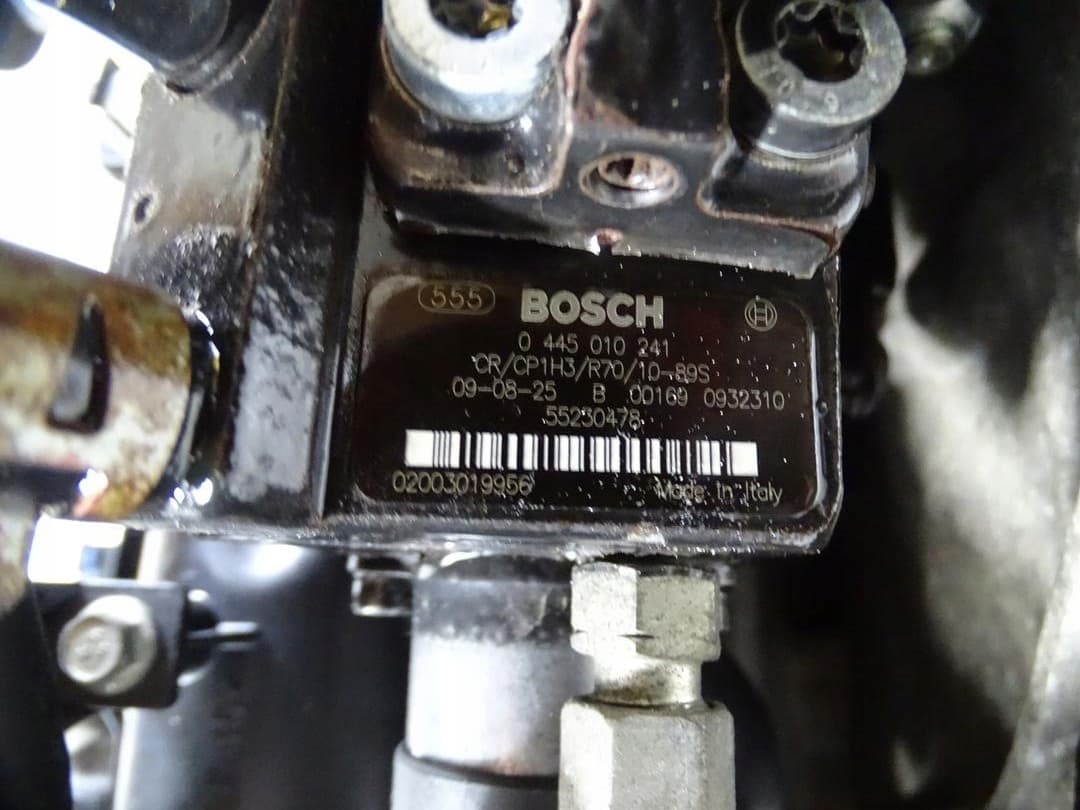 Moteur D20AA — vue 5
