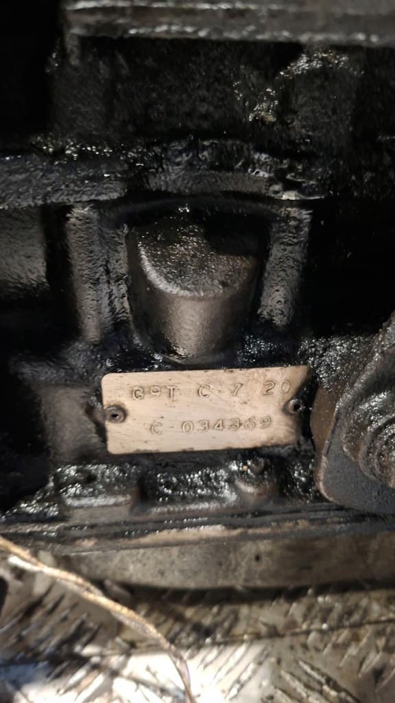 Moteur G9T 750 — vue 4