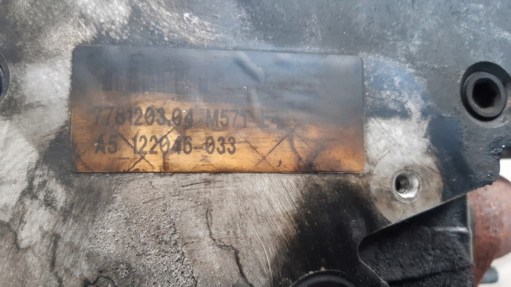 Moteur M57 D25 (256D2) — vue 4