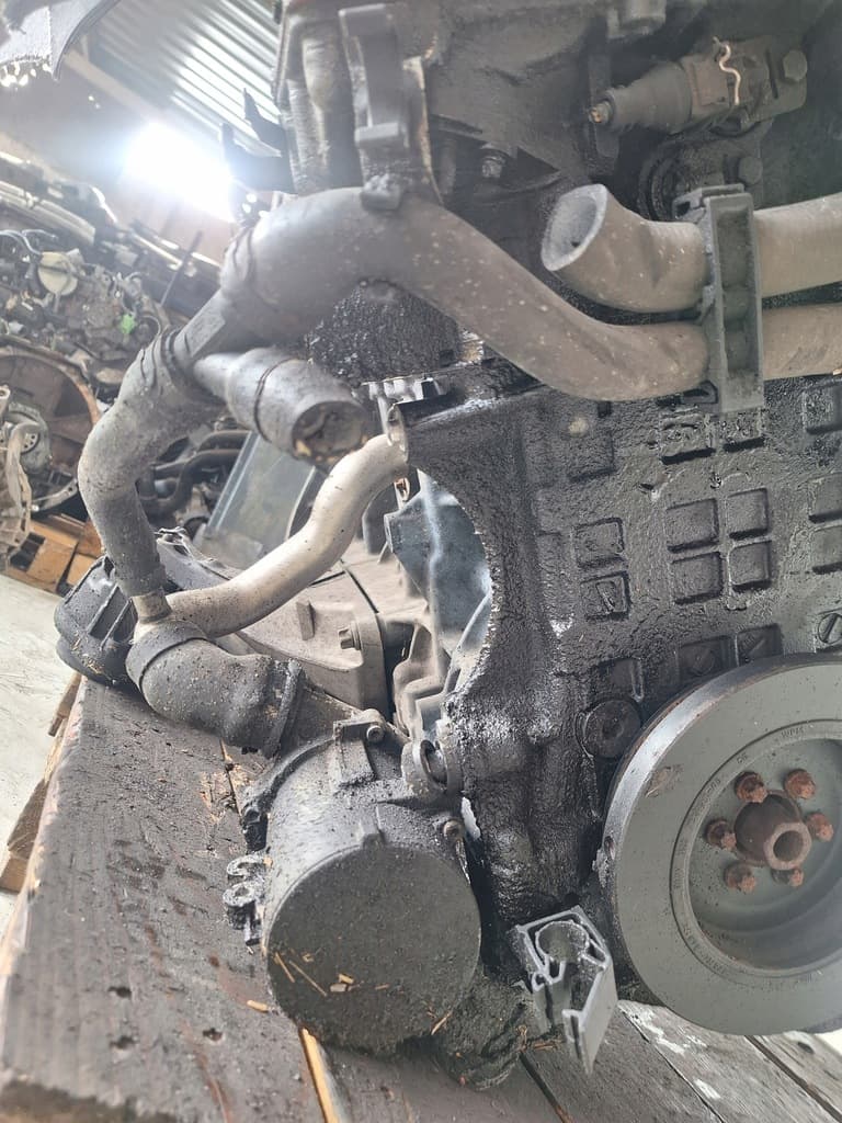 Moteur N53 B30 A — vue 5