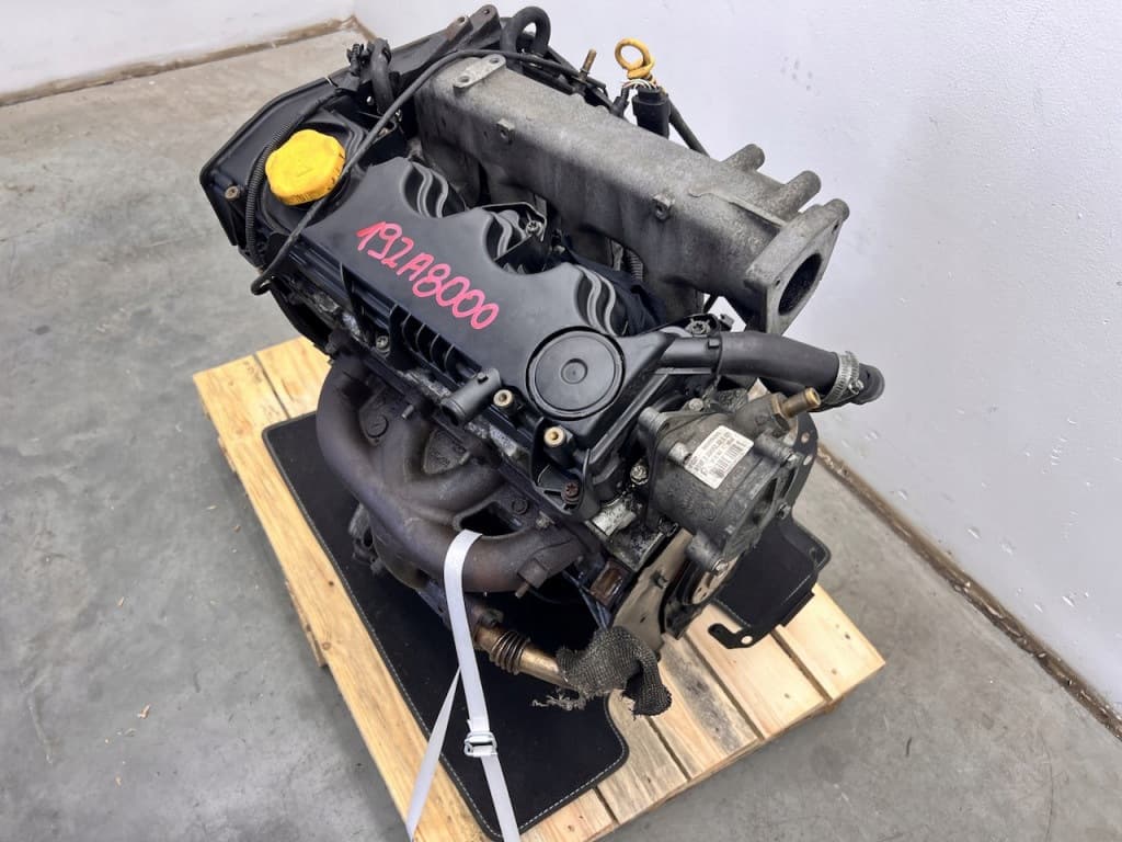 Moteur 192 A8.000 — vue 9