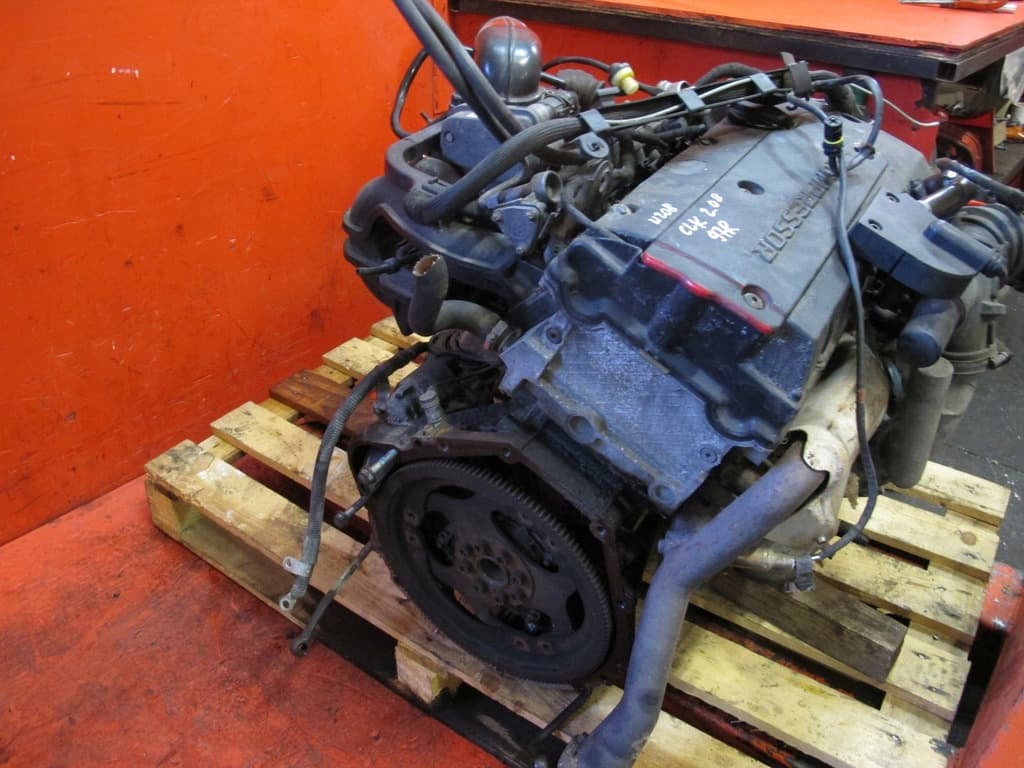 Moteur M 111.944 — vue 5