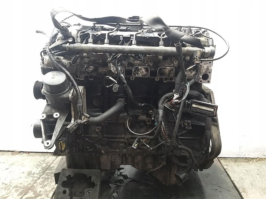 Moteur M 112.913 — vue 2