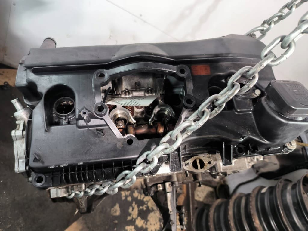 Moteur N46 B18 A — vue 4