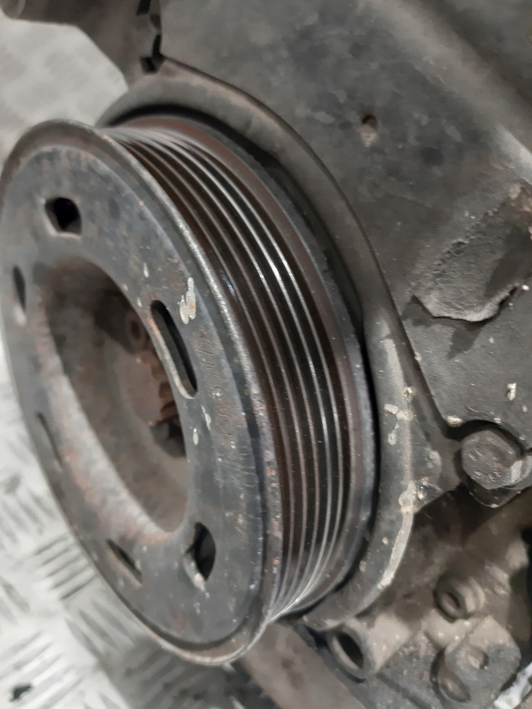 Moteur AZL — vue 4
