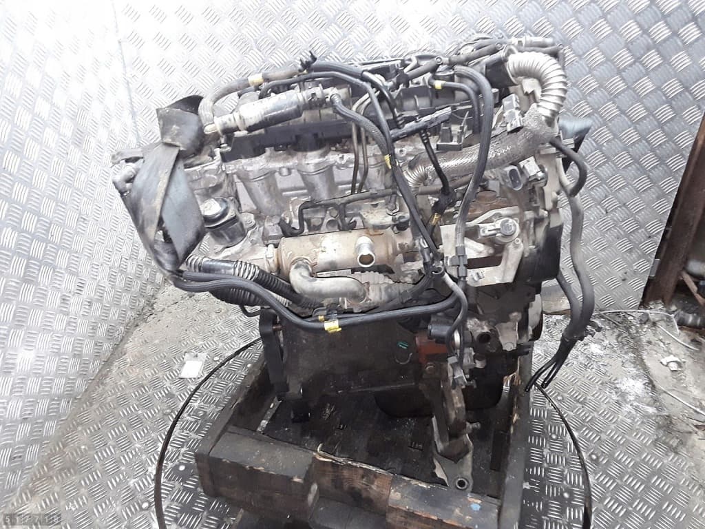 Moteur 9HW (DV6BTED4) — vue 3
