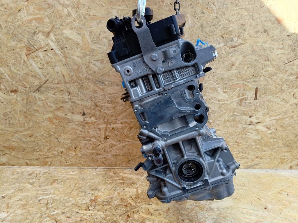 Moteur B57 D30 B — vue 3