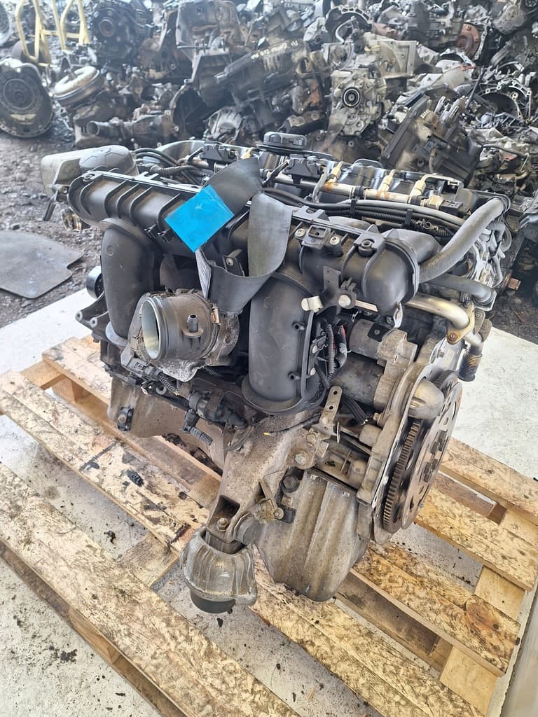 Moteur N53 B30 A — vue 4