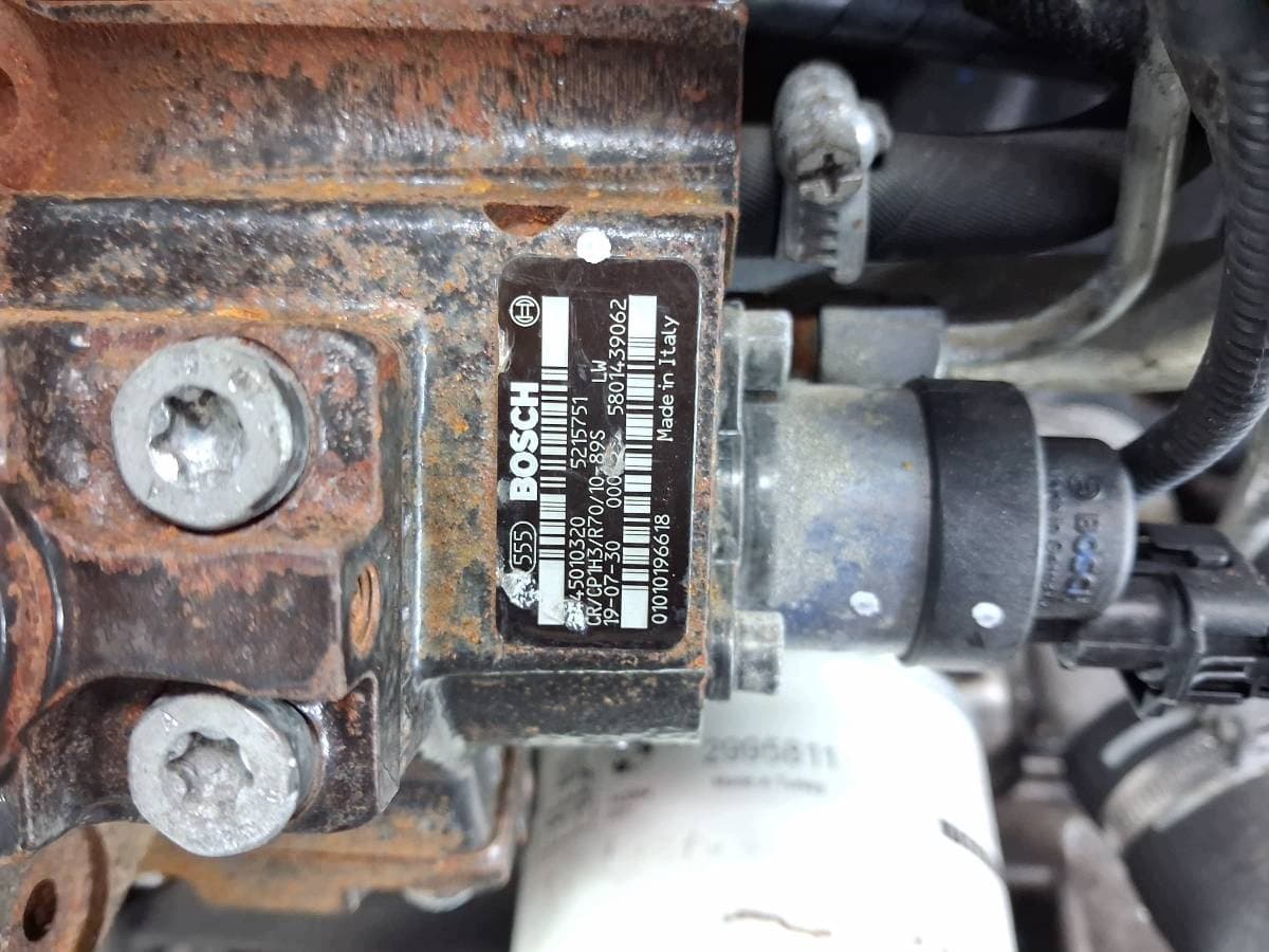 Moteur F1AGL411U — vue 7