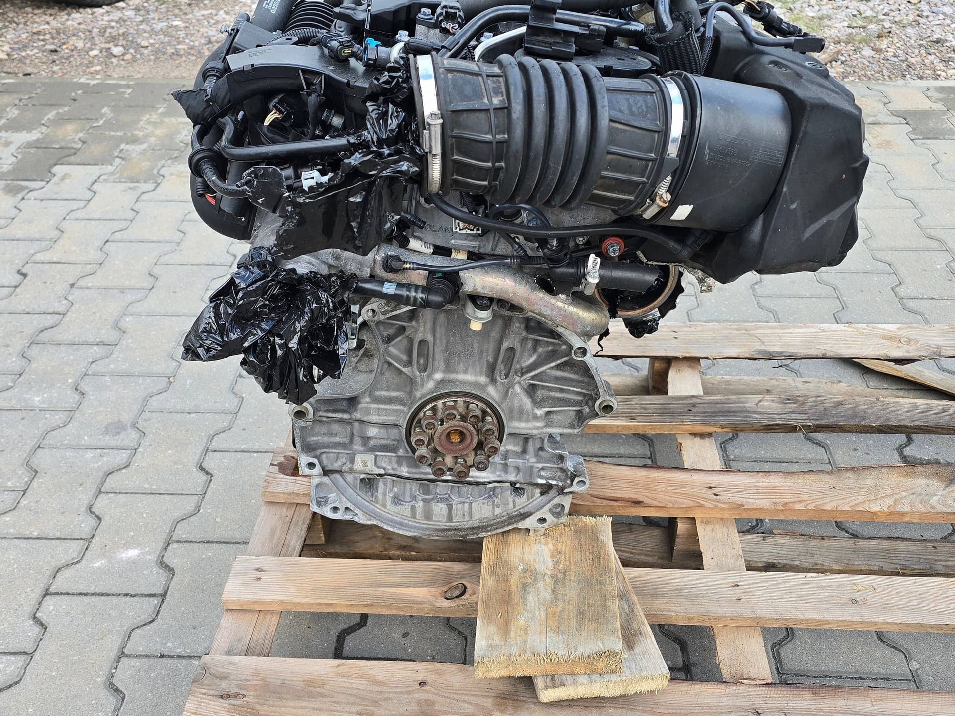 Moteur B 4204 T29 — vue 6