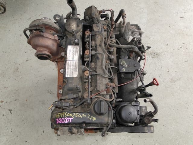 Moteur D20DT - Image 1