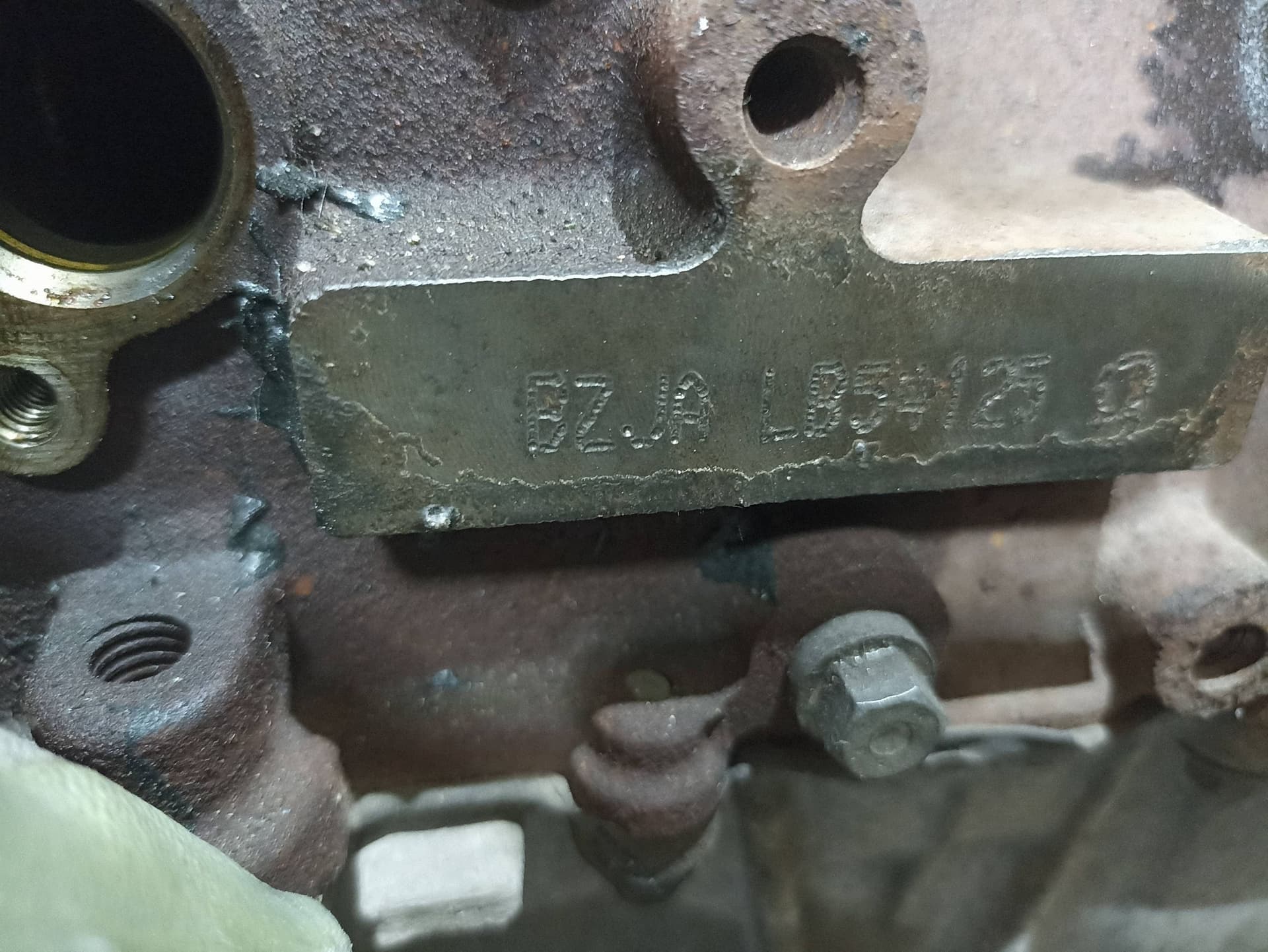 Moteur BZJA — vue 10