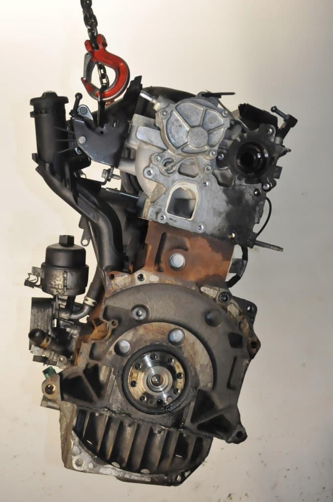 Moteur RHF (DW10BTED4) — vue 3