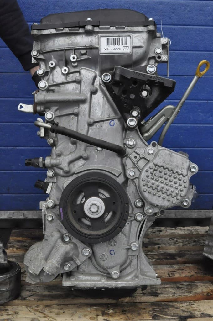 Moteur 2ZR-FXE — vue 3