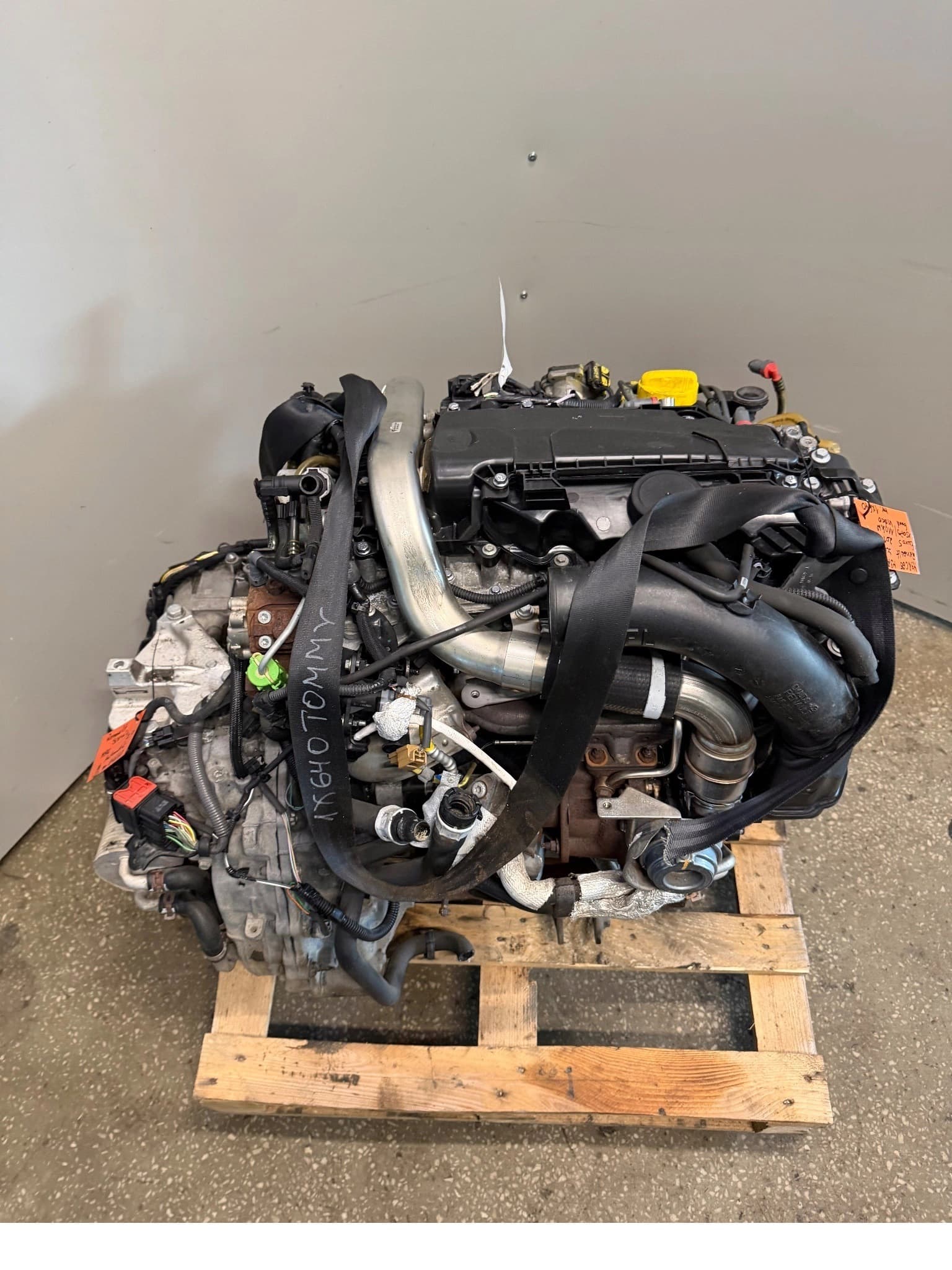 Moteur M9R 615 — vue 3