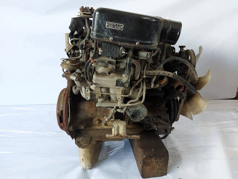Moteur KA24 — vue 4
