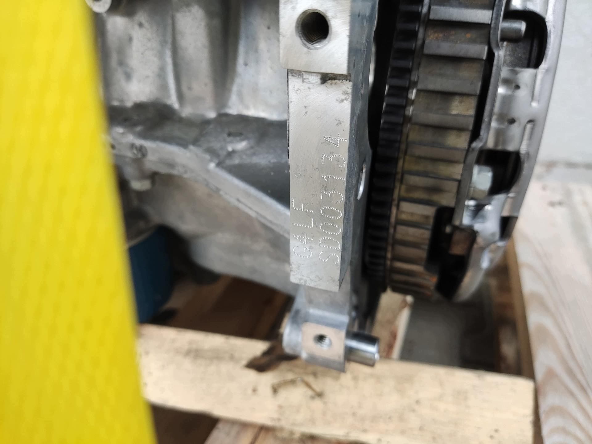 Moteur G4LF — vue 8