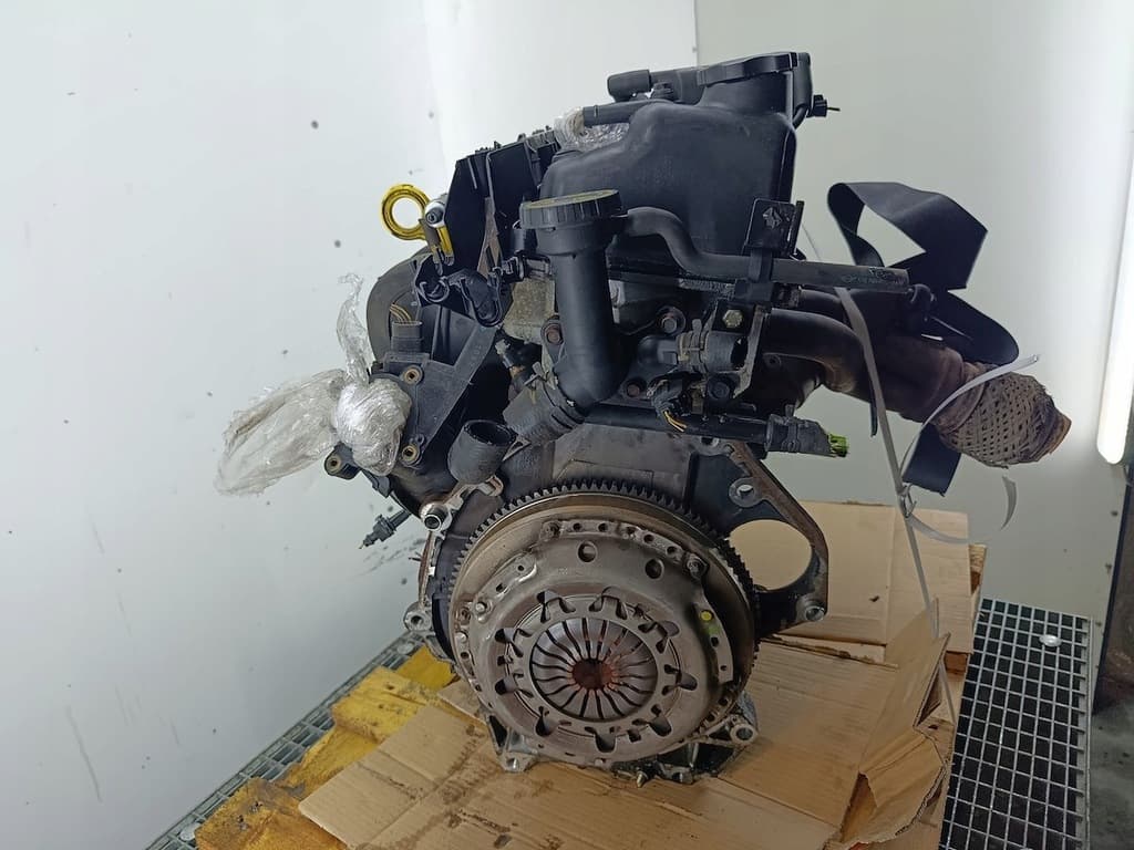 Moteur W10 B16 A — vue 3