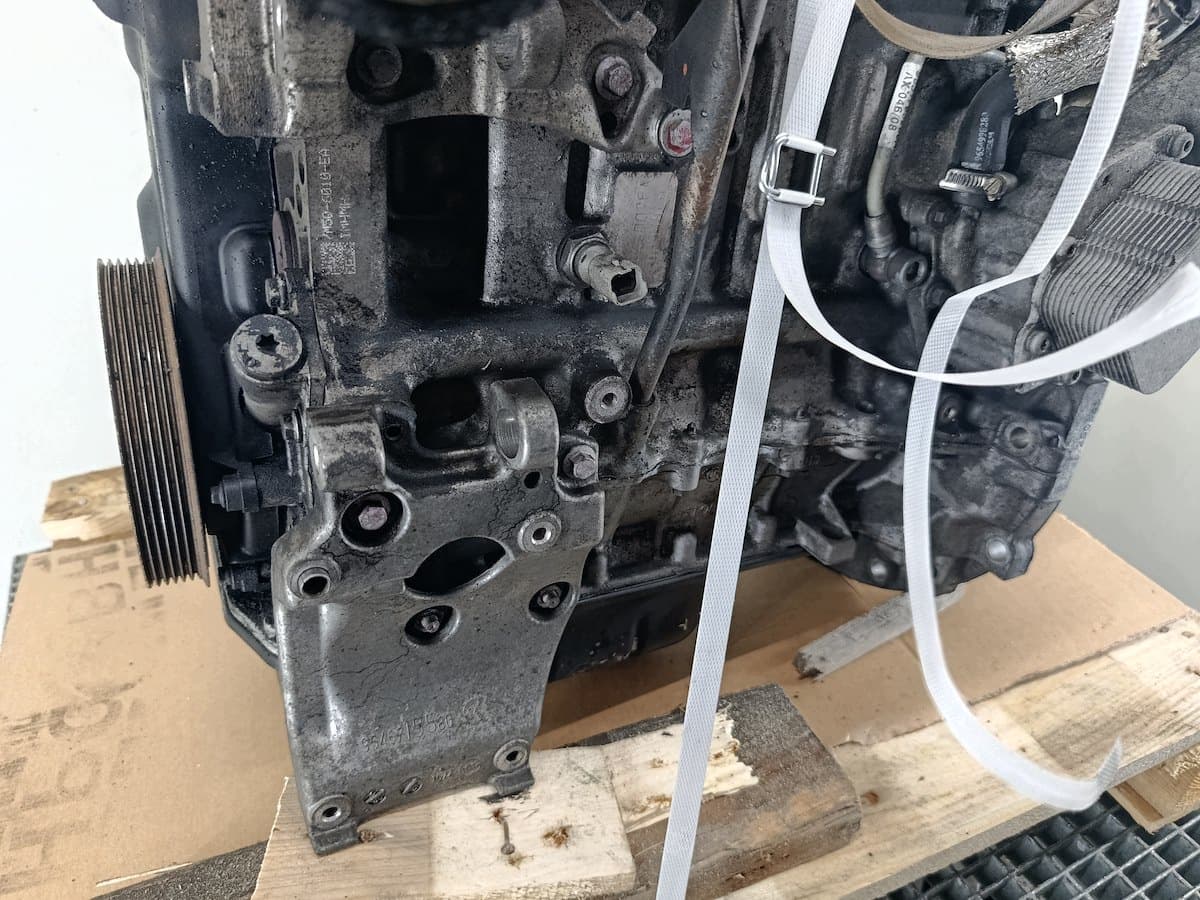 Moteur Y642 — vue 6