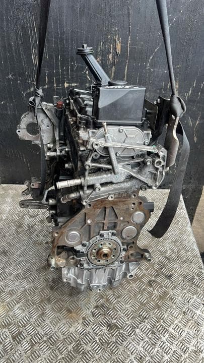 Moteur CXEB — vue 2