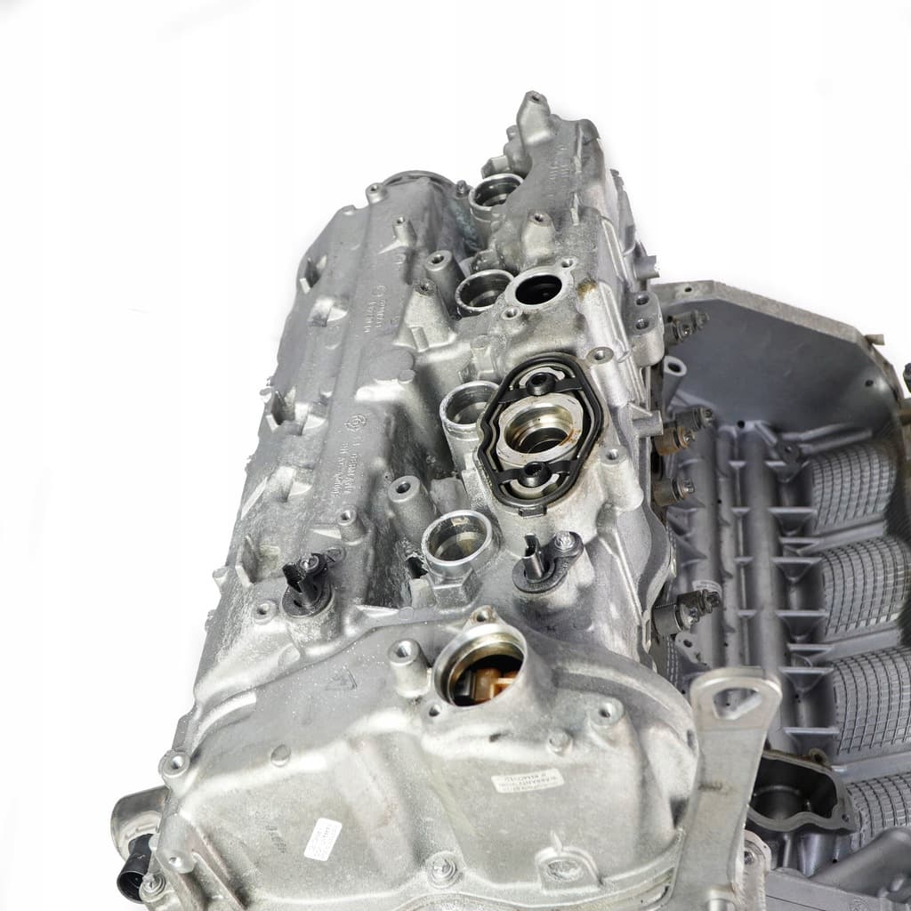 Moteur S63 B44 B — vue 3