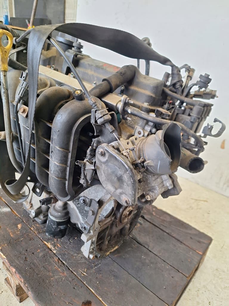 Moteur G4LA — vue 6