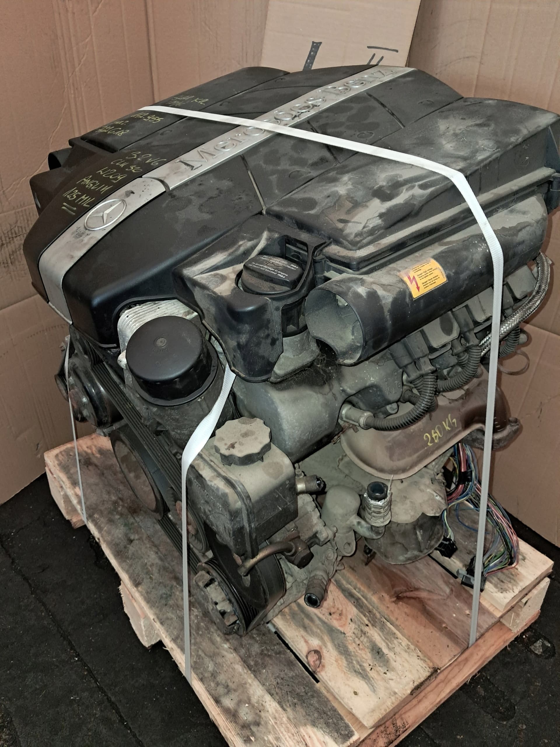 Moteur M 111.956 — vue 11