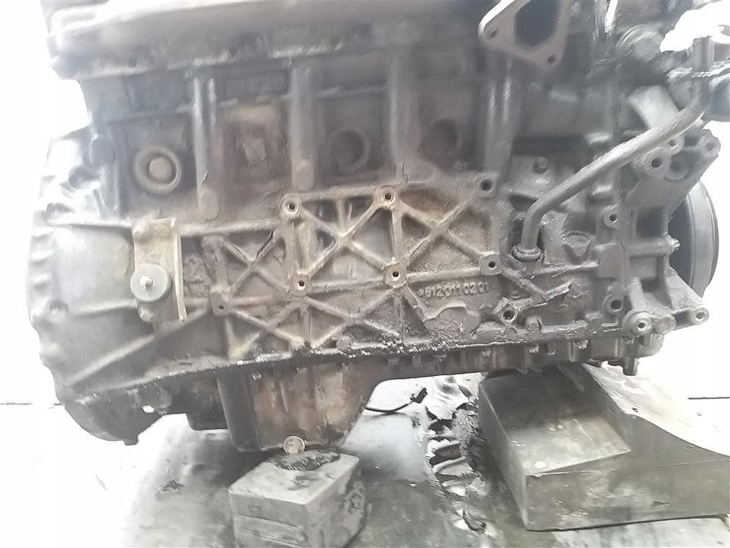 Moteur M 112.913 — vue 6
