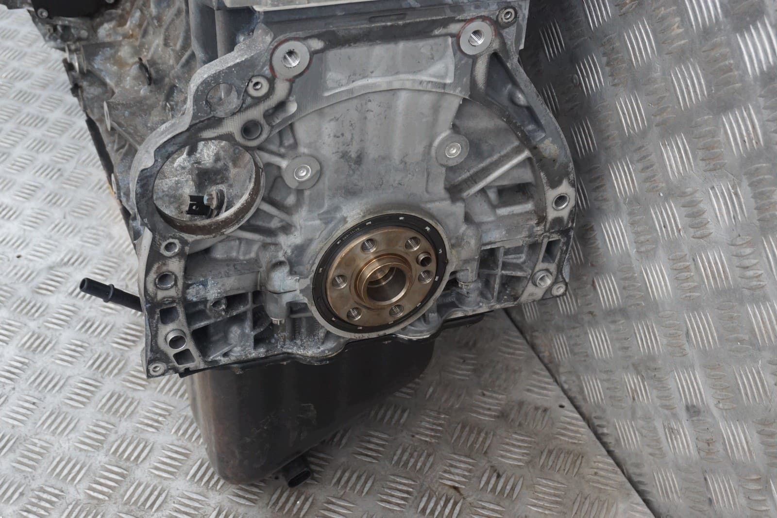 Moteur N52 B25 A — vue 7