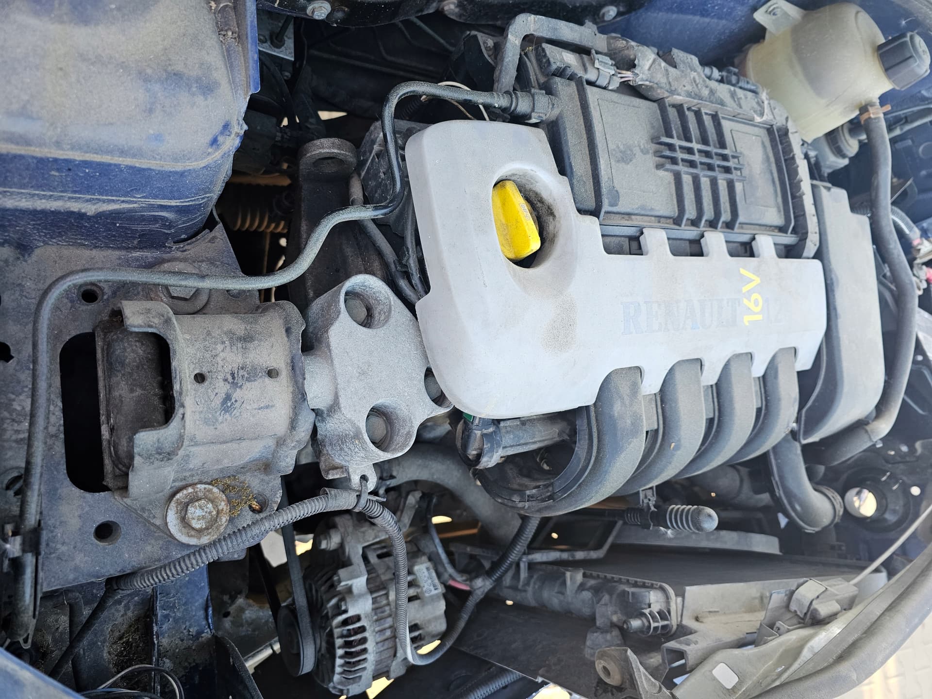 Moteur D4F 722 — vue 2