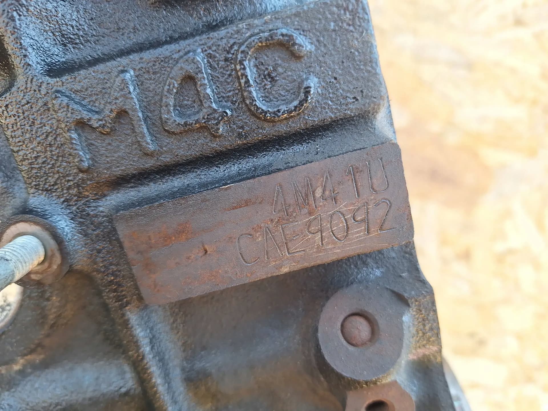 Moteur 4M41 — vue 4