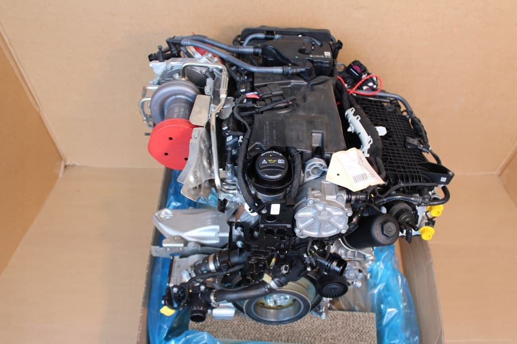 Moteur M 264.920 — vue 2