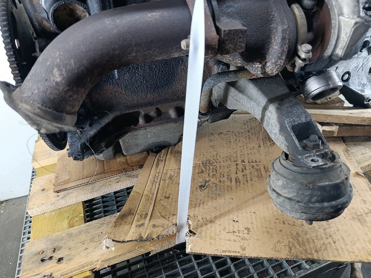 Moteur M51 D25 (256T1) — vue 4