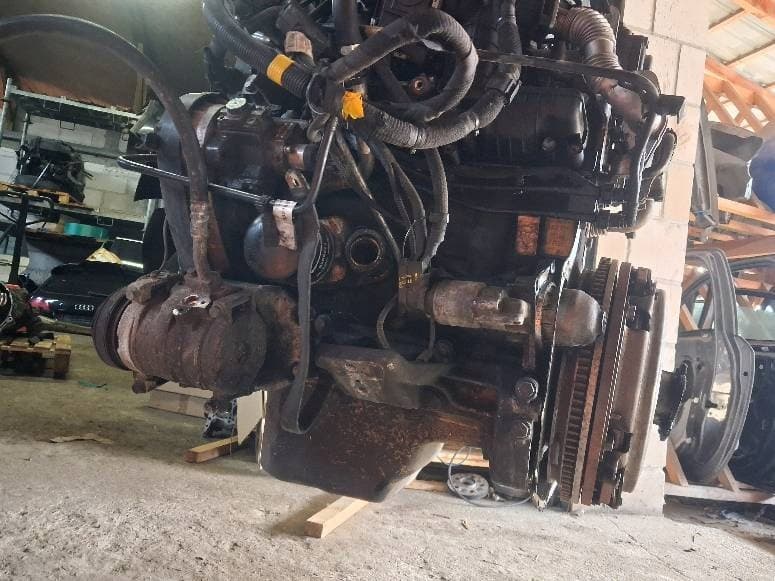 Moteur F1AGL411H — vue 4