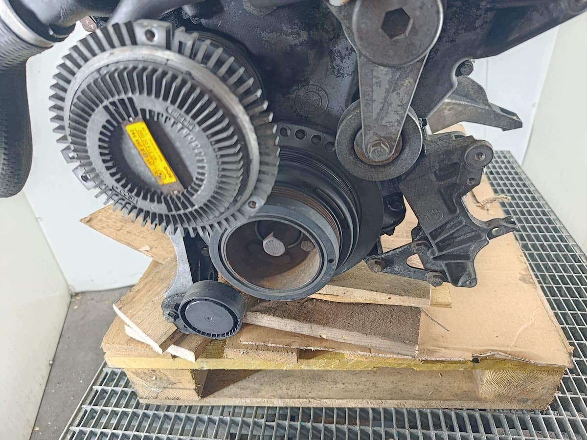 Moteur M51 D25 (256T1) — vue 7