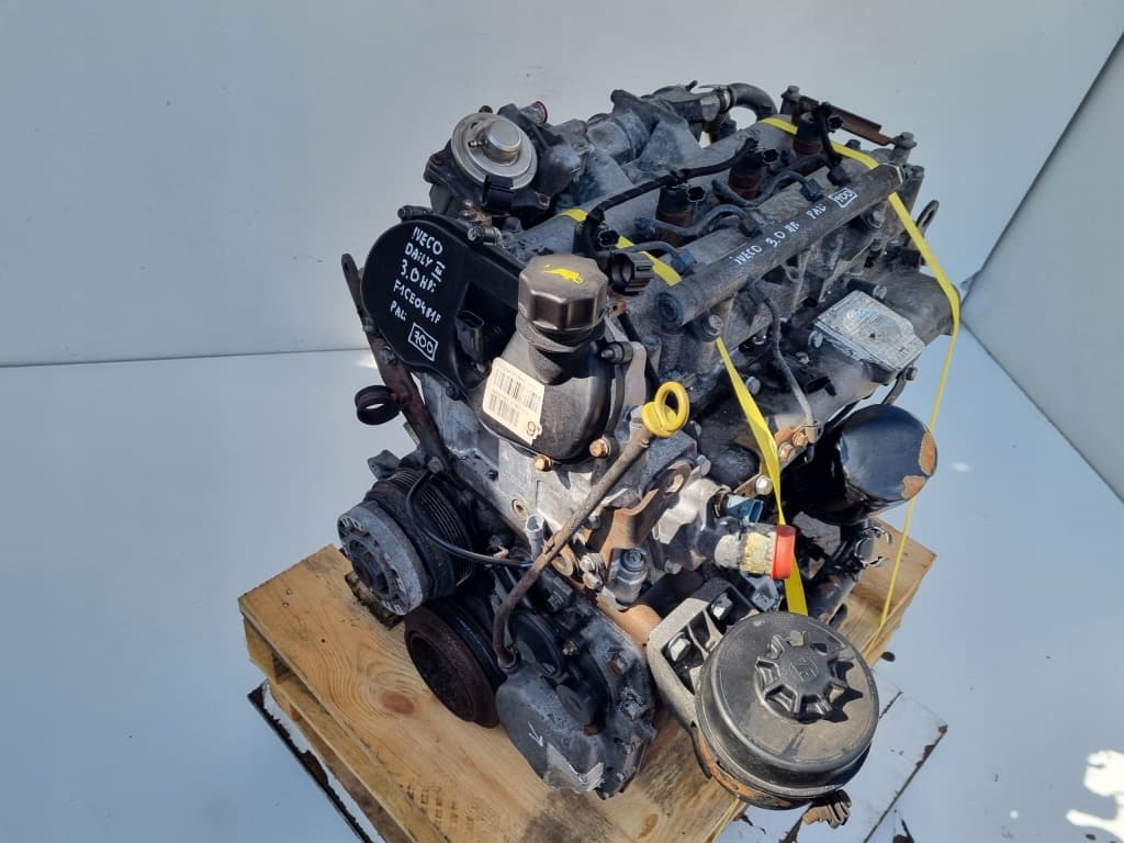 Moteur F1CE0481F — vue 7