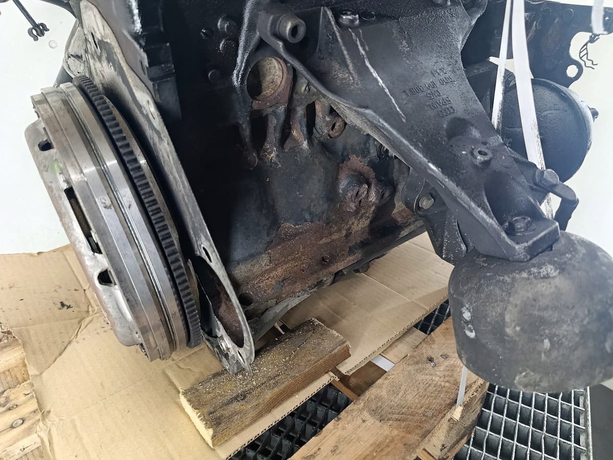 Moteur AVG — vue 5