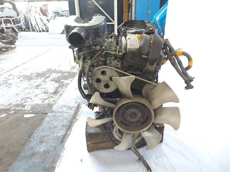 Moteur KA24 — vue 5