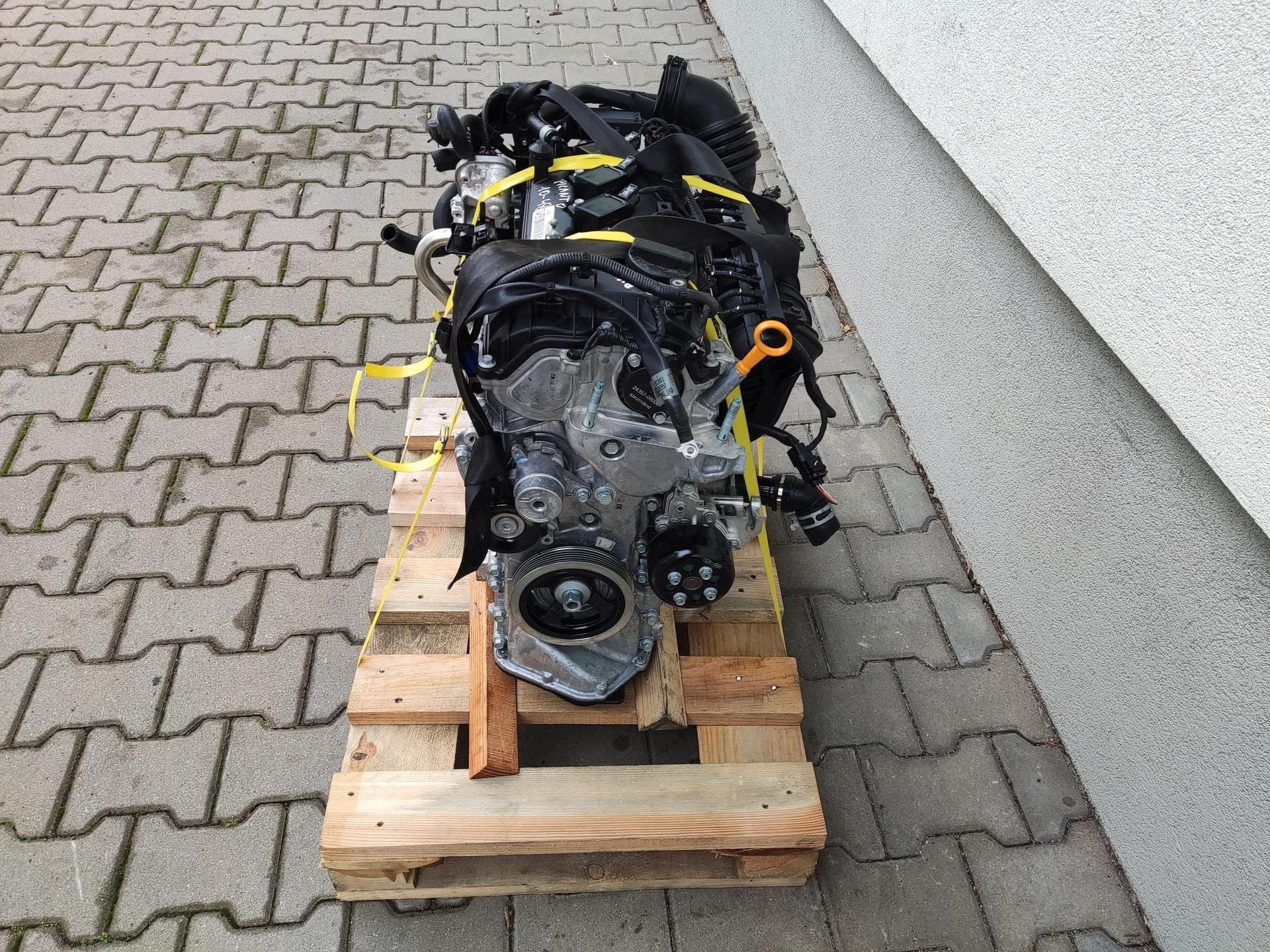 Moteur G4LF — vue 5