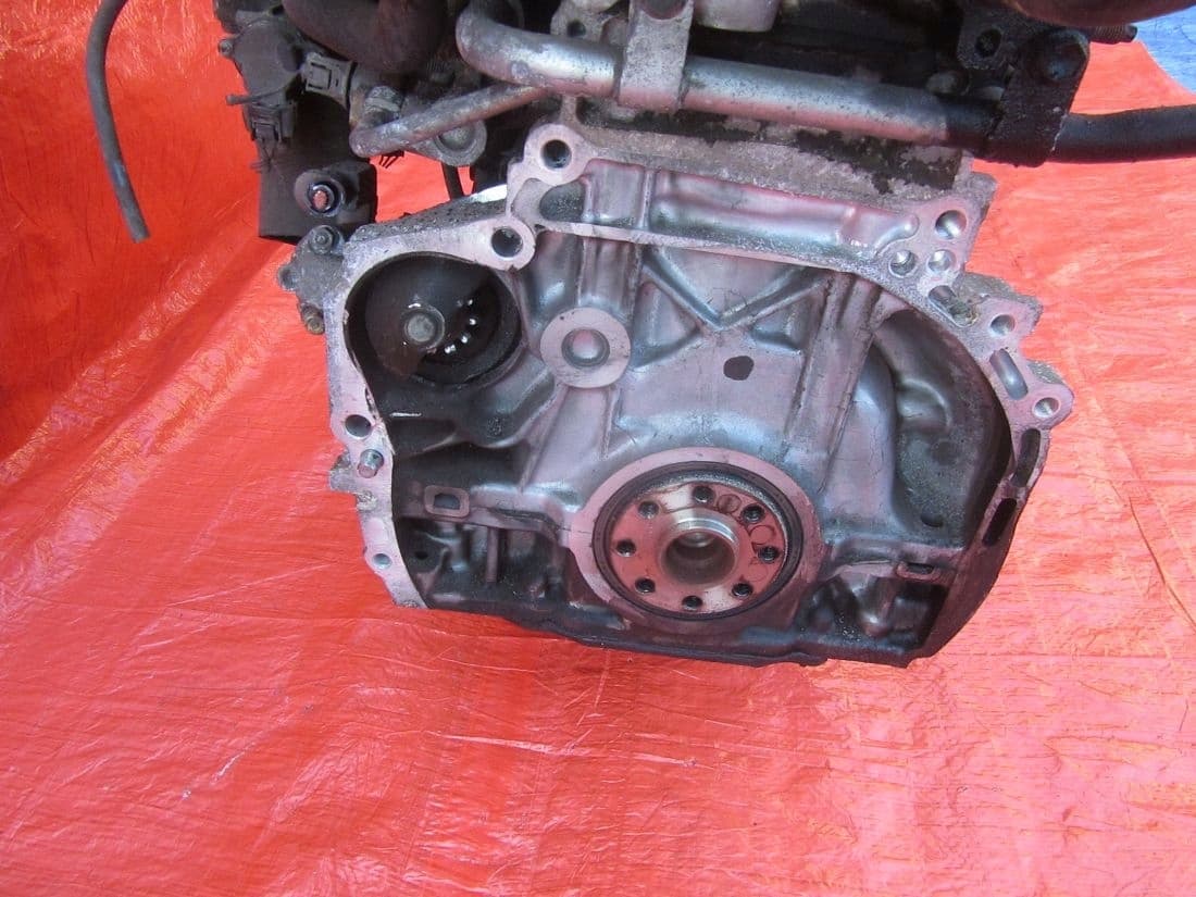 Moteur 2AD-FTV — vue 4