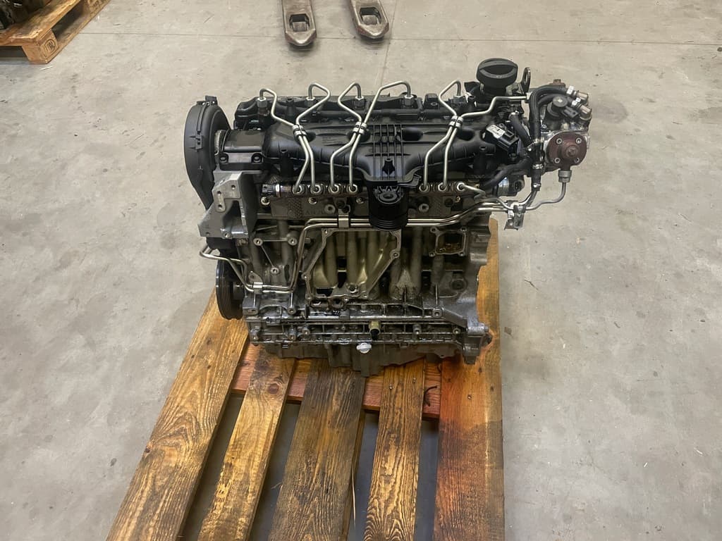 Moteur D 5244 T17 pour Volvo V70 2.4 Diesel
