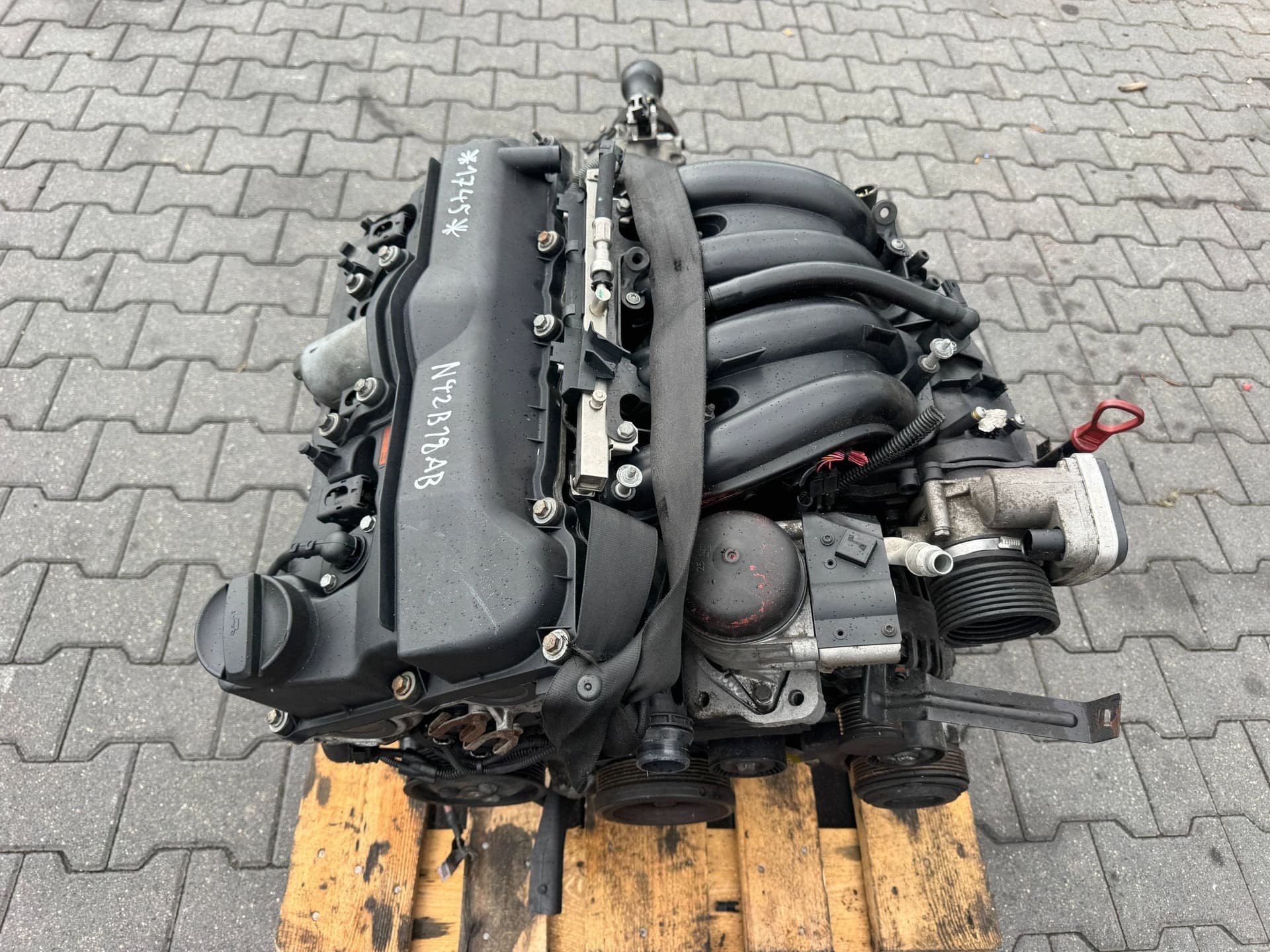 Moteur N42 B18 A — vue 2