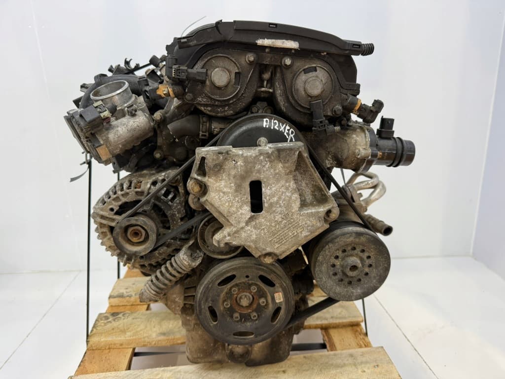 Moteur A 12 XER — vue 4